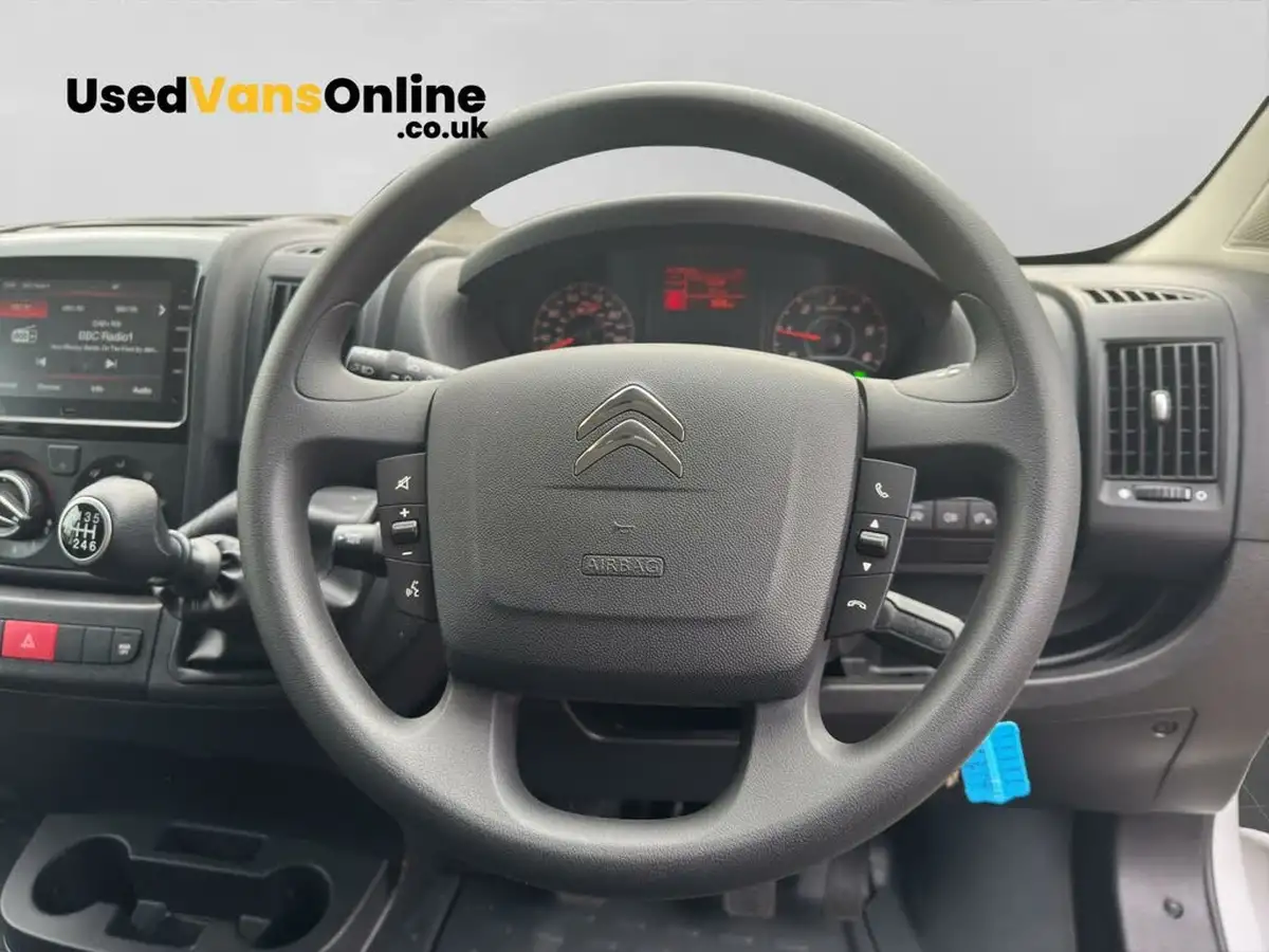 2024-citroen-relay-22bluehdi-35-l3h2-enterprise-edition-panel-big-9
