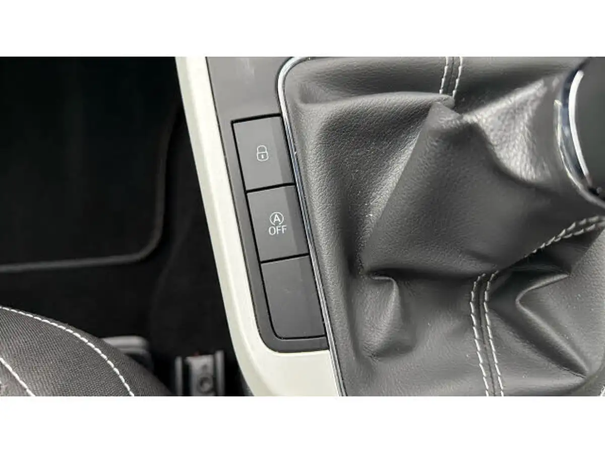 2019-seat-arona-10-tsi-xcellence-big-35