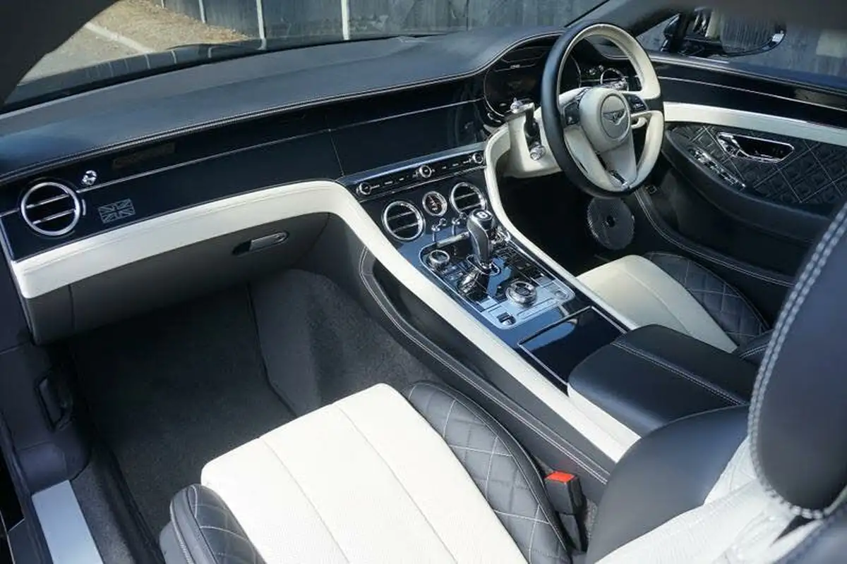 2018-bentley-continental-60-gt-635ps-coupe-big-33
