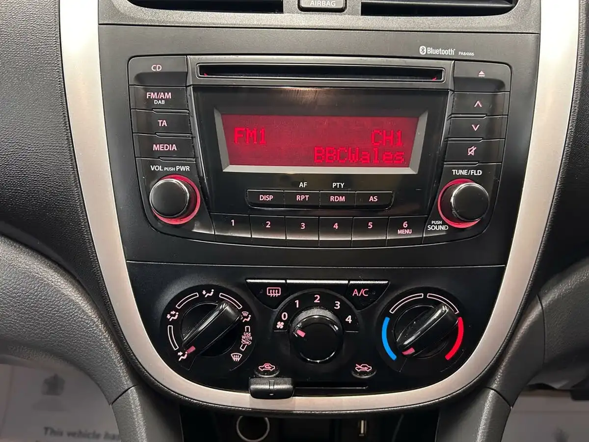 2016-suzuki-celerio-10-sz4-big-23
