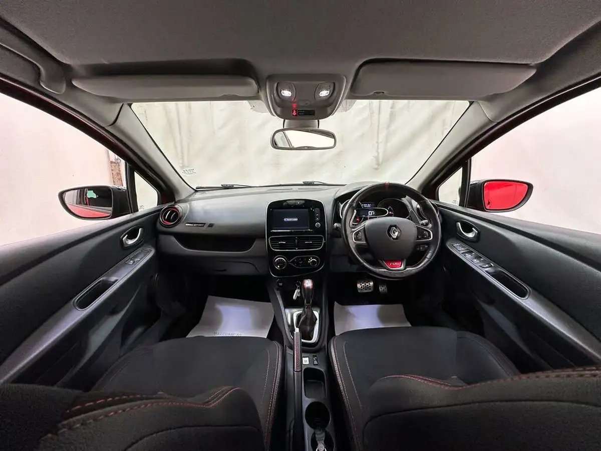 2018-renault-clio-16-turbo-renaultsport-nav-220-trophy-big-21