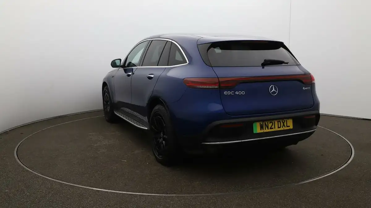 2021-mercedes-benz-eqc-e-eqc-400-amg-line-big-60