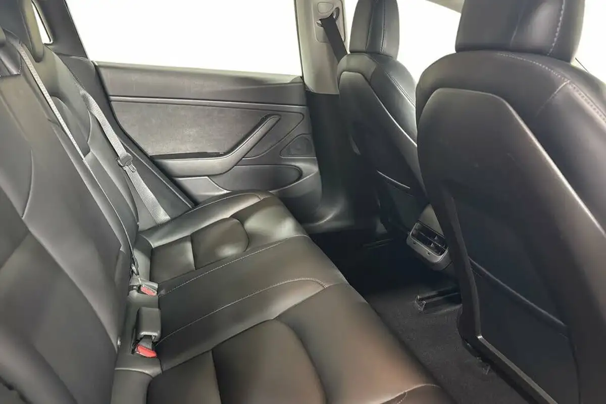 2019-tesla-model-3-e-4x4-performance-pack-big-9