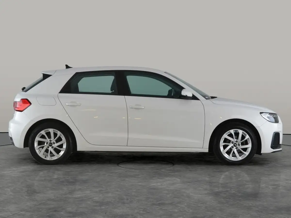 2022-audi-a1-10-25-tfsi-sport-big-11
