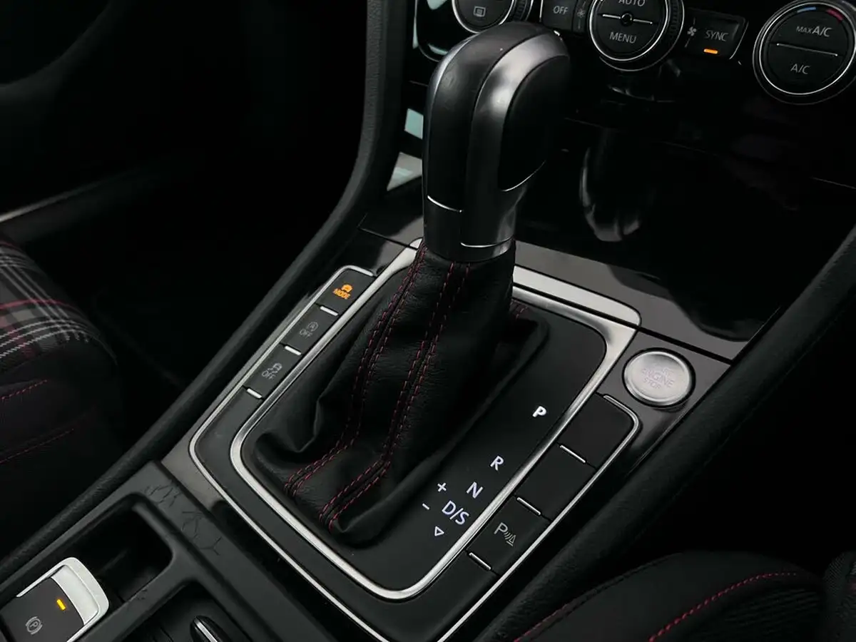 2019-volkswagen-golf-20-tsi-gti-performance-5d-dsg-big-45