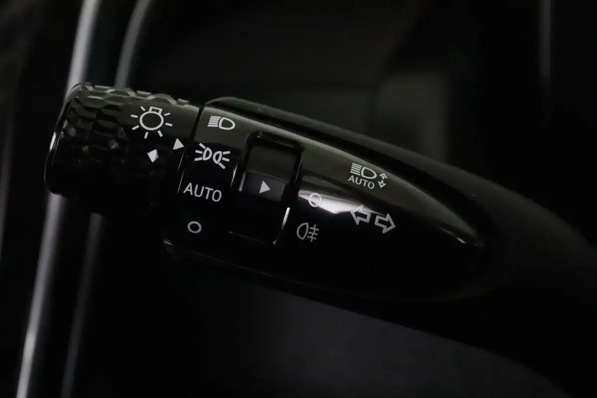 2022-hyundai-tucson-16-t-gdi-se-connect-150ps-big-18