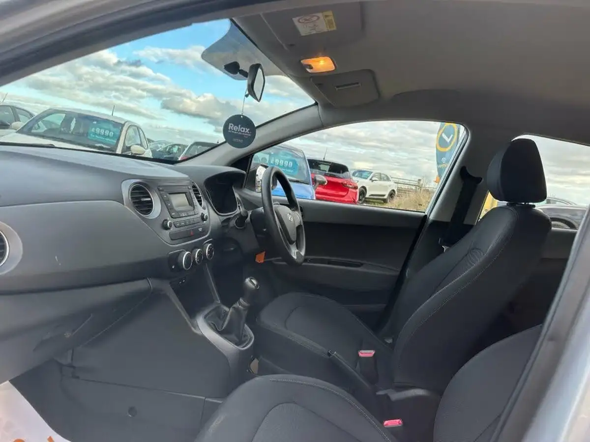 2019-hyundai-i10-10-s-big-3