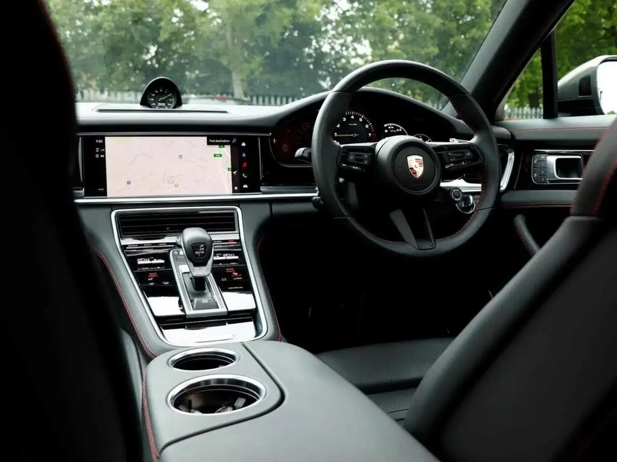 2023-porsche-panamera-30-4-e-hybrid-hatchback-big-11