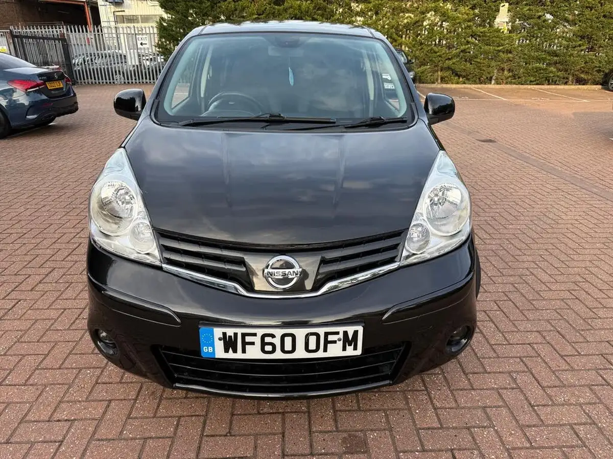 2011-nissan-note-16-tekna-auto-big-1