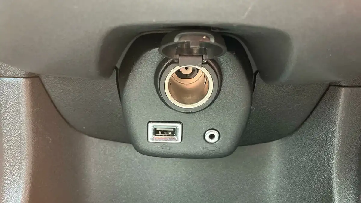 2019-toyota-aygo-10-vvt-i-x-play-tss-x-shift-big-23