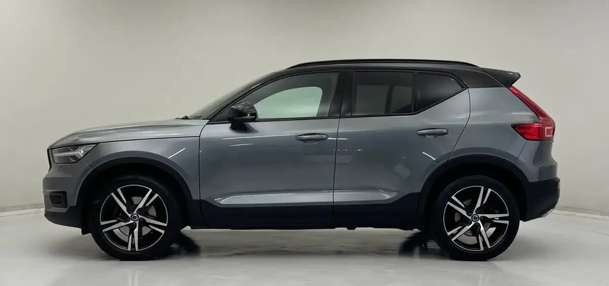 2018-volvo-xc40-20td-d4-first-edition-big-1
