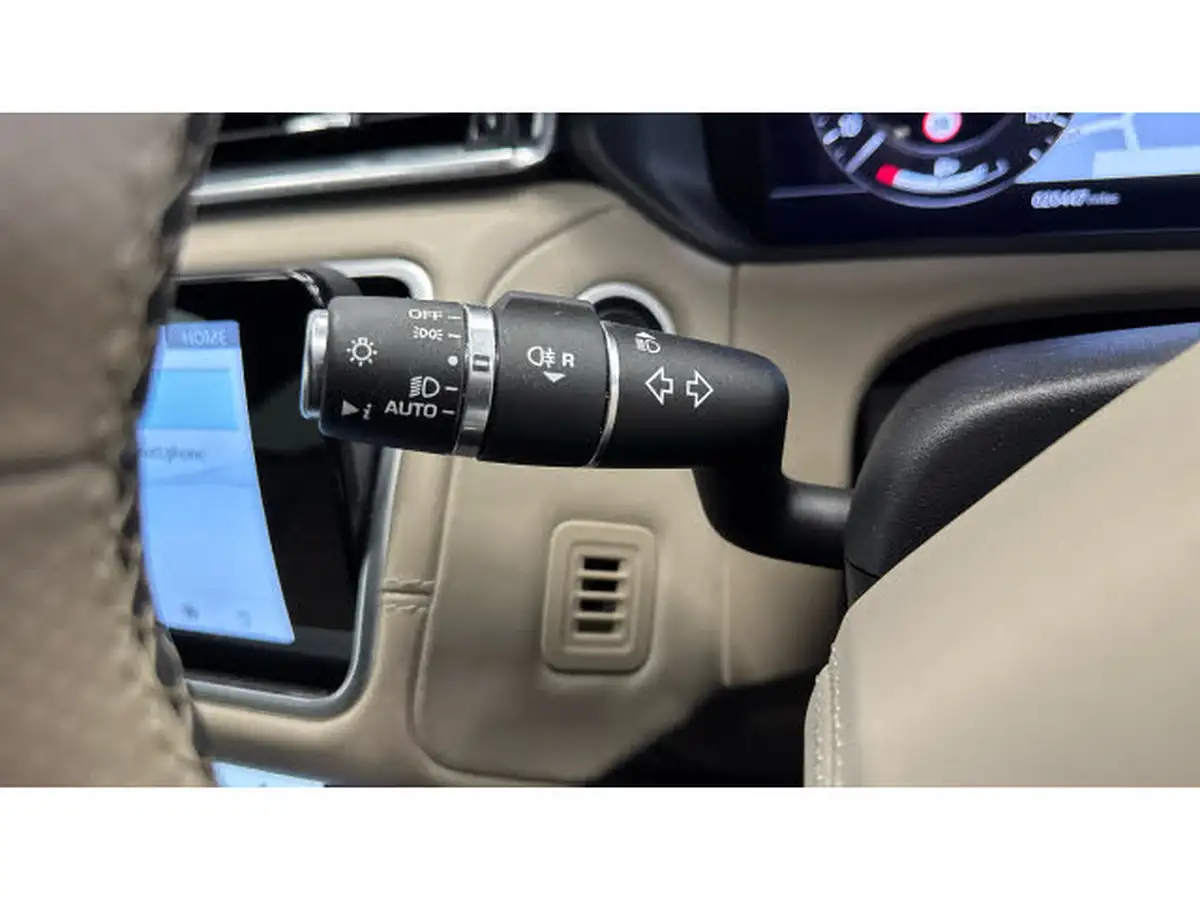 2020-land-rover-range-rover-velar-20-d240-r-dynamic-hse-big-29