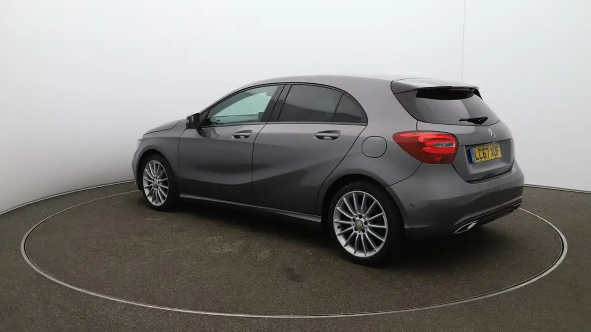 2018-mercedes-benz-a-class-15d-a180d-sport-109ps-executivess-hatchback-5d-7g-dct-big-60