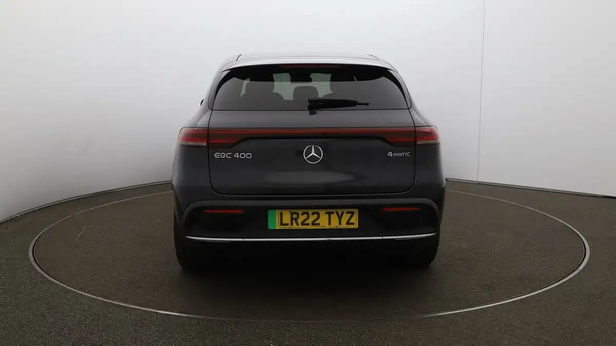 2022-mercedes-benz-eqc-e-eqc-400-amg-line-premium-big-54
