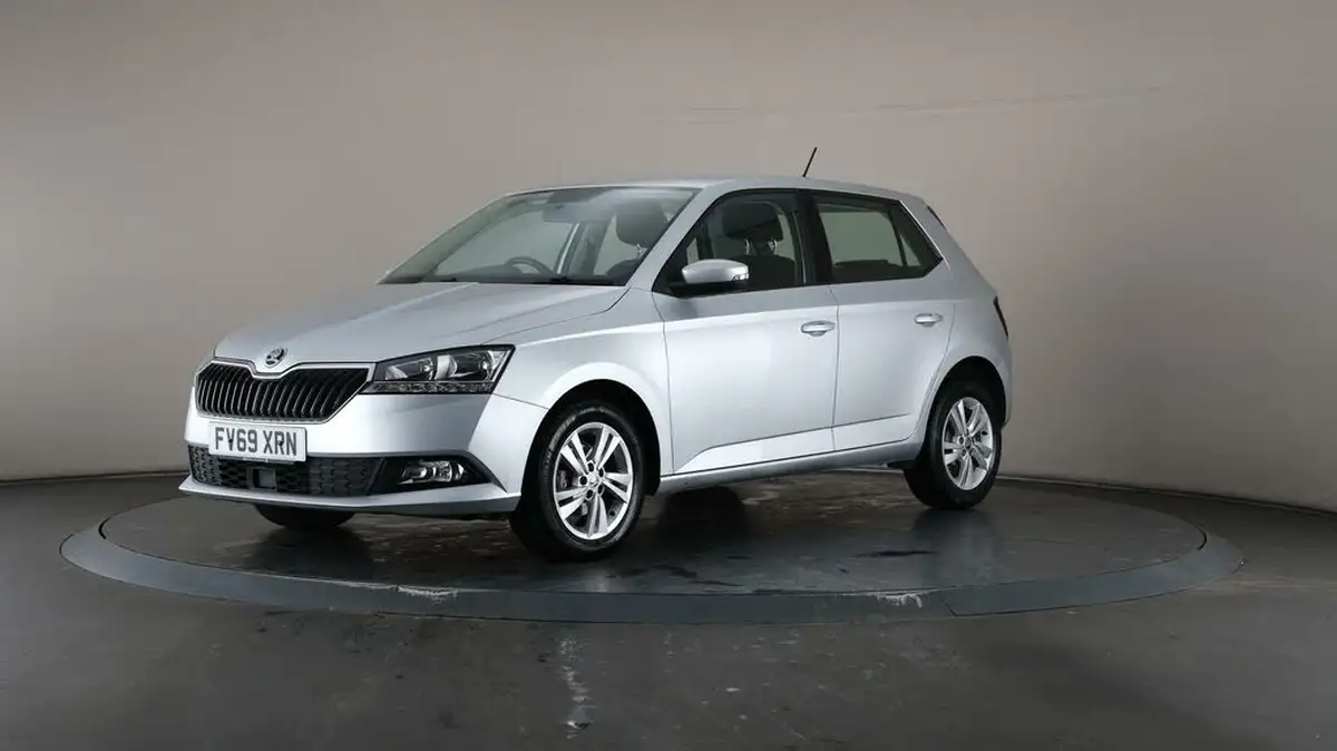 2019-skoda-fabia-10-mpi-se-60ps-hatchback-big-40