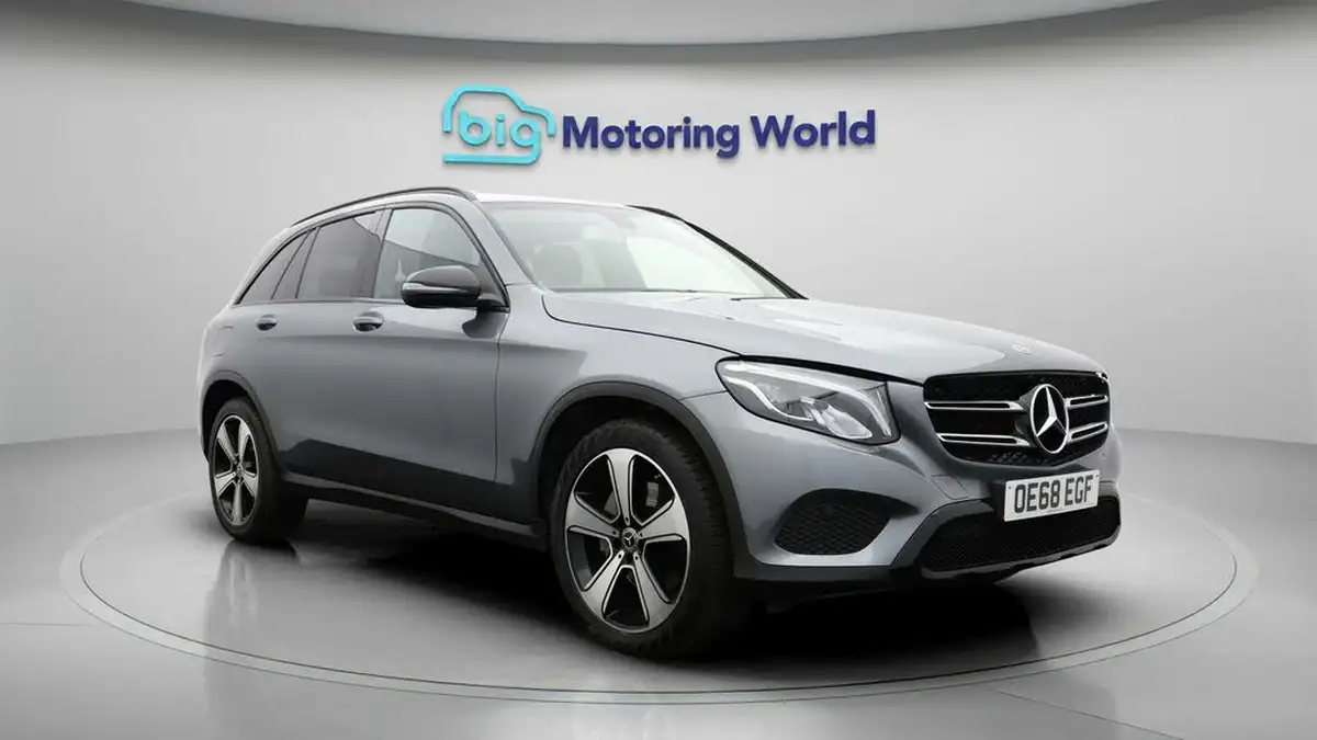 2018-mercedes-benz-glc-class-21d-glc220d-urban-edition-big-1