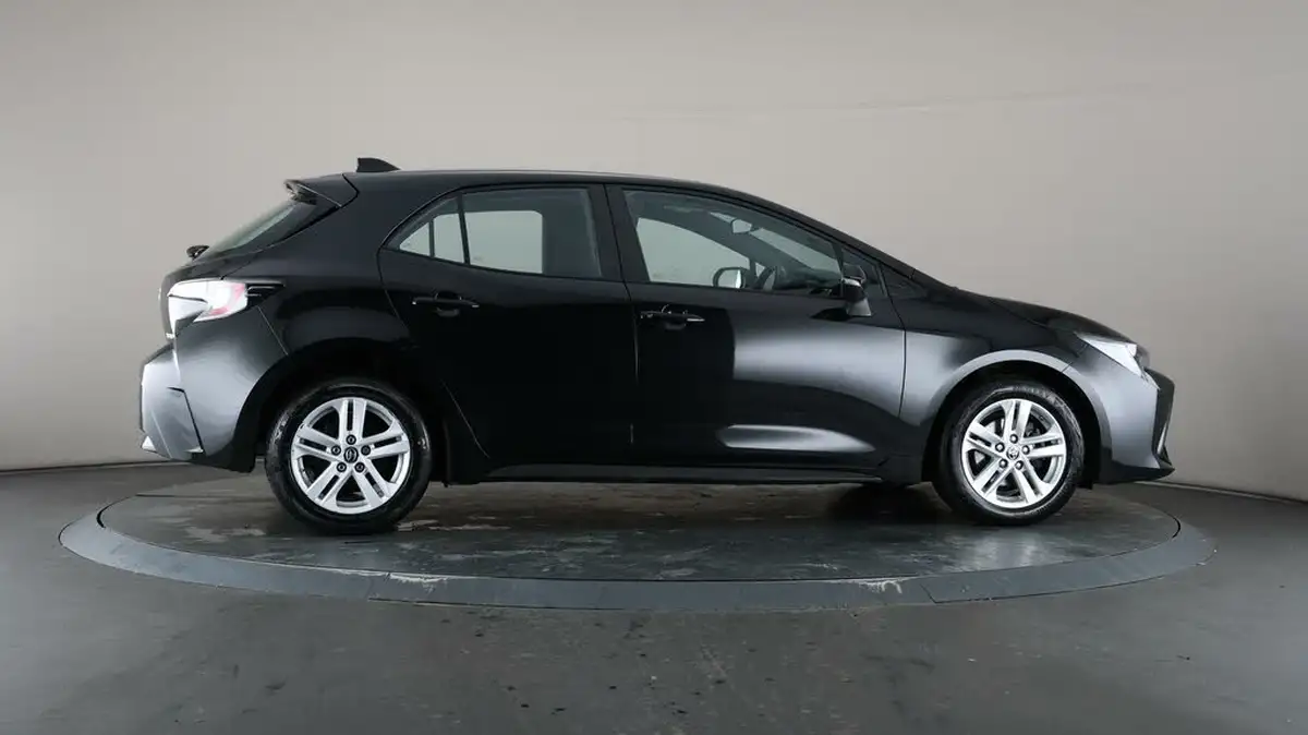 2022-toyota-corolla-18-vvt-i-icon-120bhp-trk-hatchback-5d-big-59