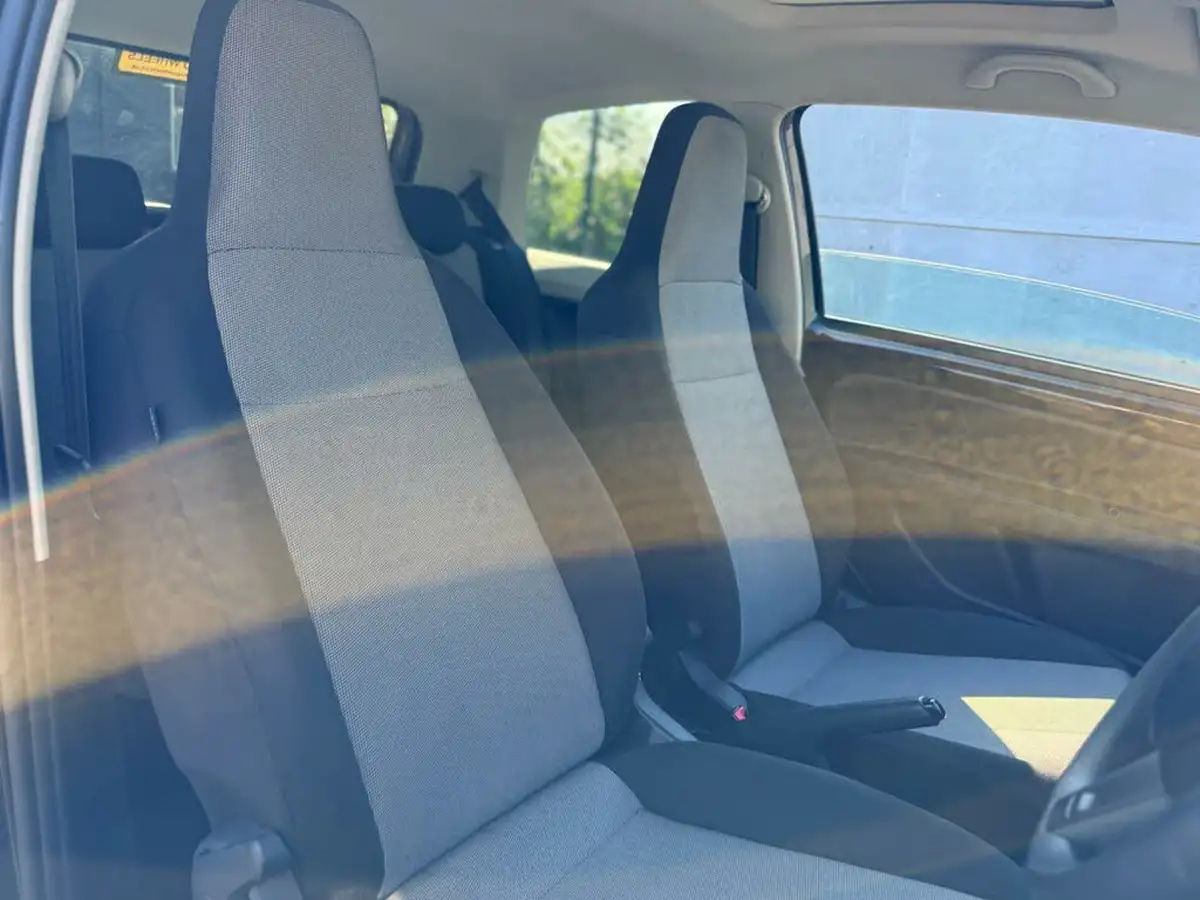 2014-skoda-citigo-10-se-60ps-3d-asg-big-16