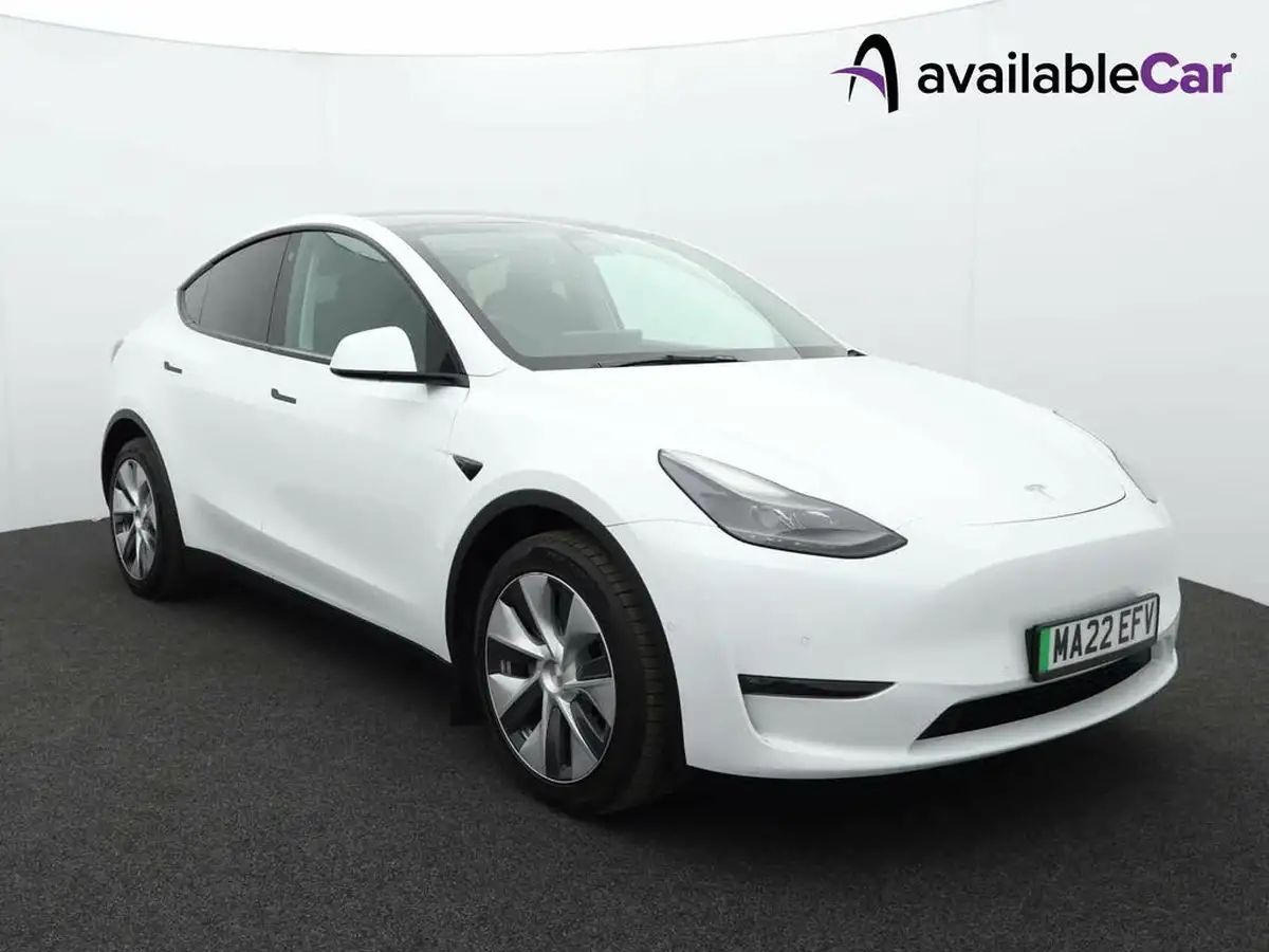 2022-tesla-model-y-e-long-range-big-0