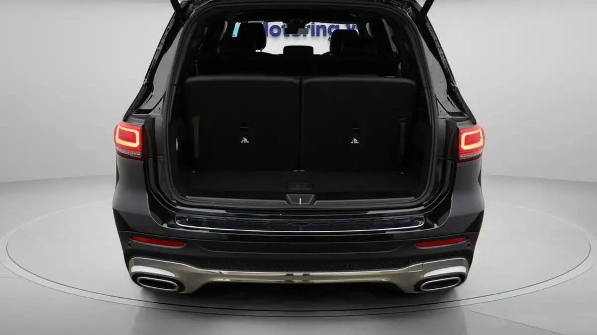 2023-mercedes-benz-glb-class-13-glb200-amg-line-premium-big-20