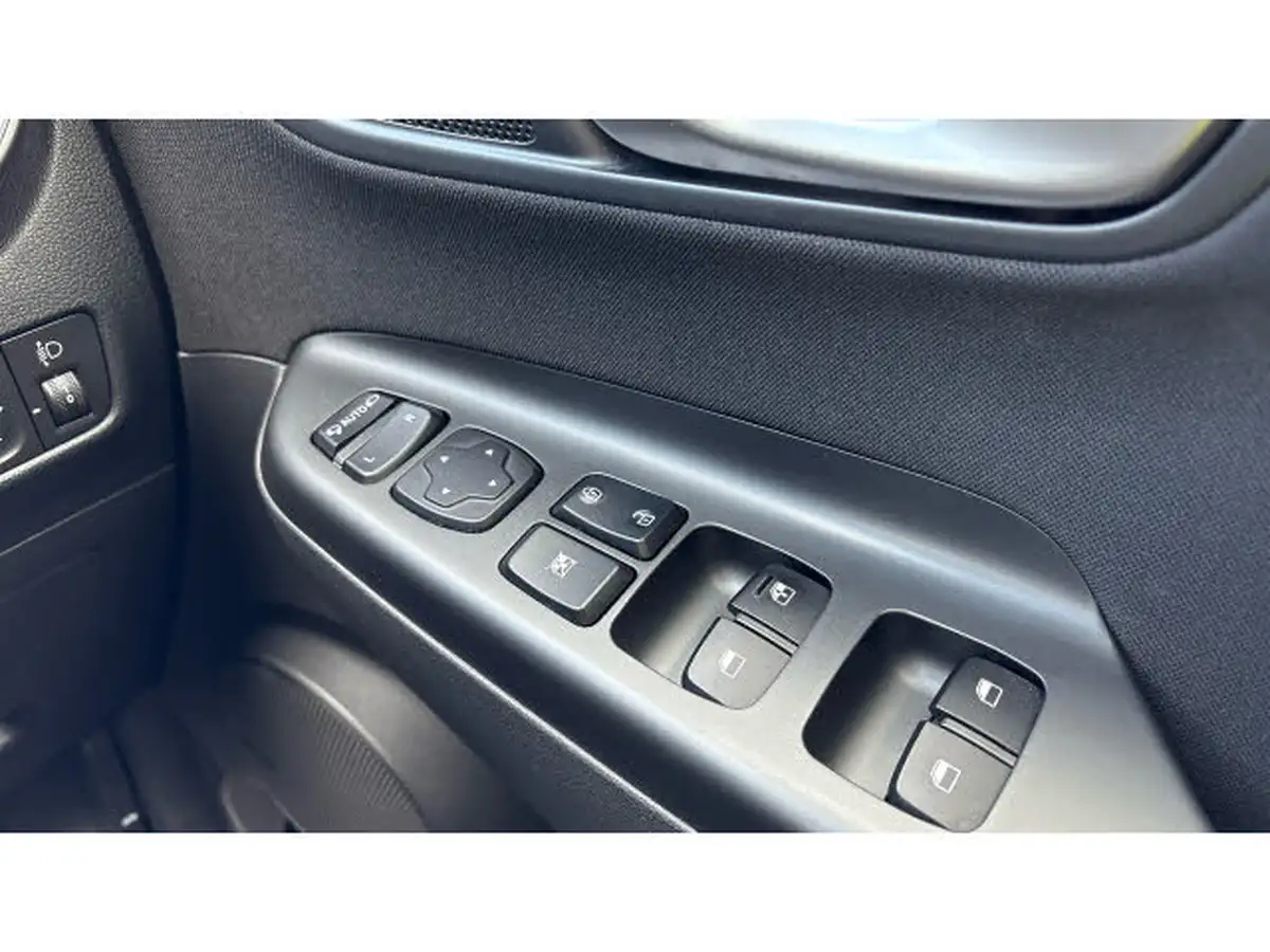2021-hyundai-kona-10-t-gdi-premium-48-volt-mhev-big-57