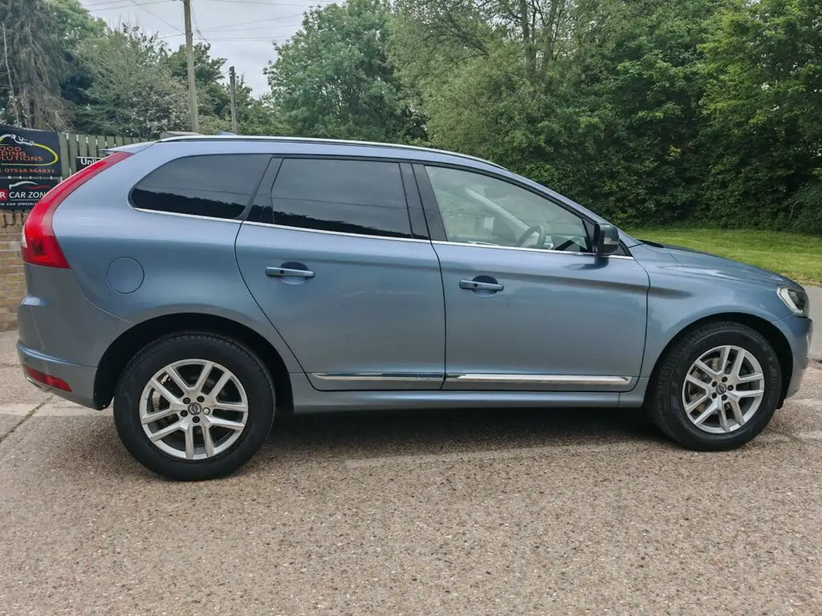 2016-volvo-xc60-20td-d4-se-lux-nav-big-72