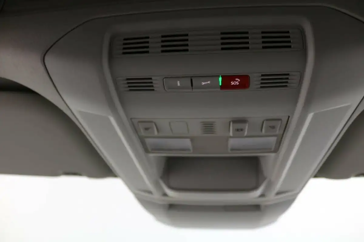 2024-volkswagen-crafter-big-26