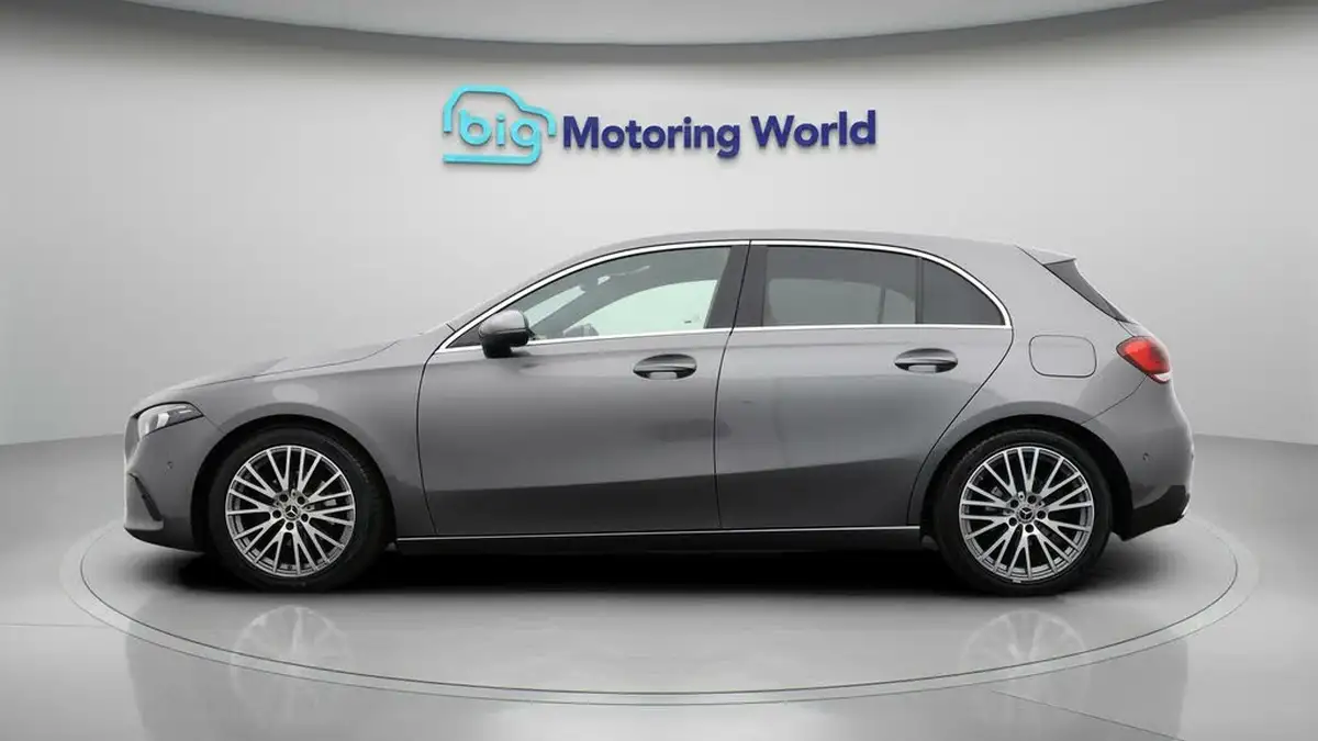 2021-mercedes-benz-a-class-13-a180-sport-executive-edition-hatchback-5d-7g-dct-big-3