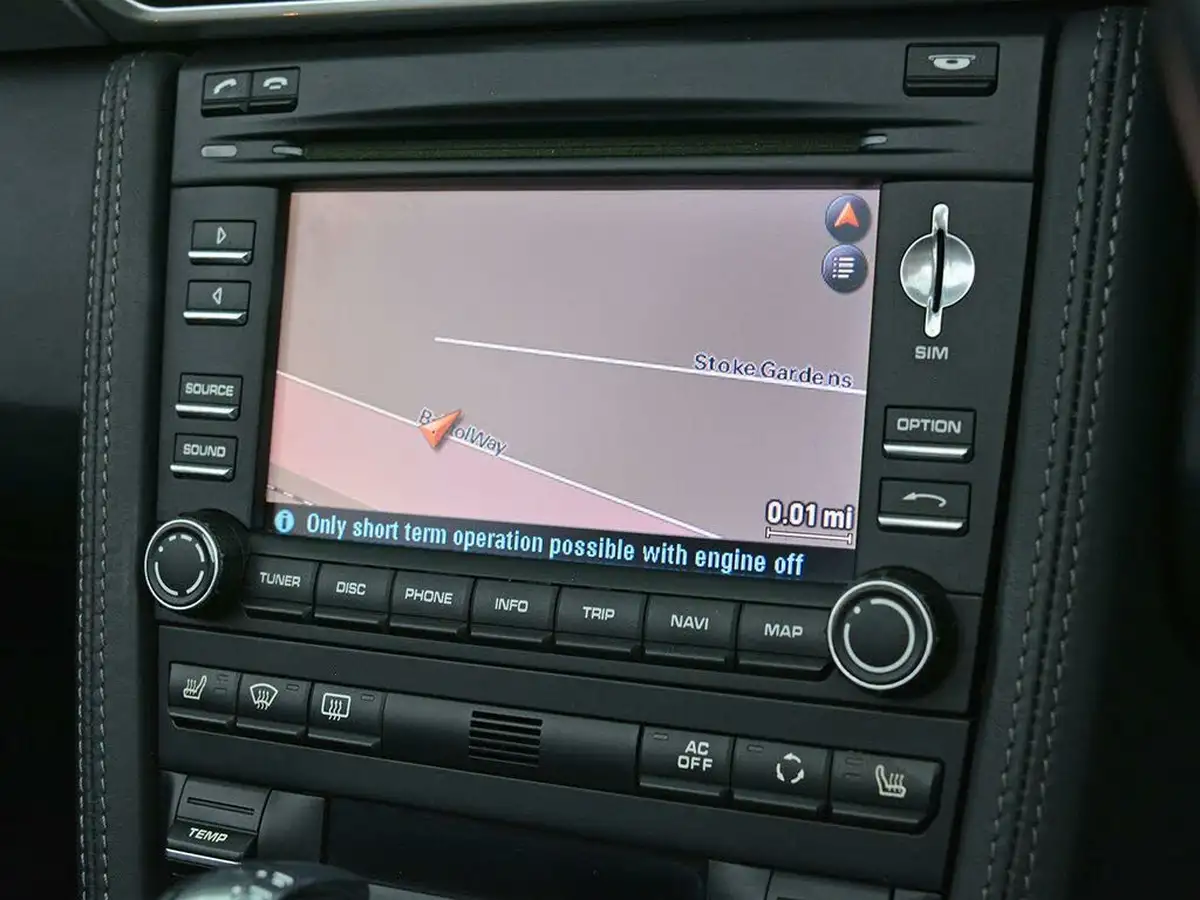 2010-porsche-911-38-carrera-4-s-cabriolet-pdk-big-21