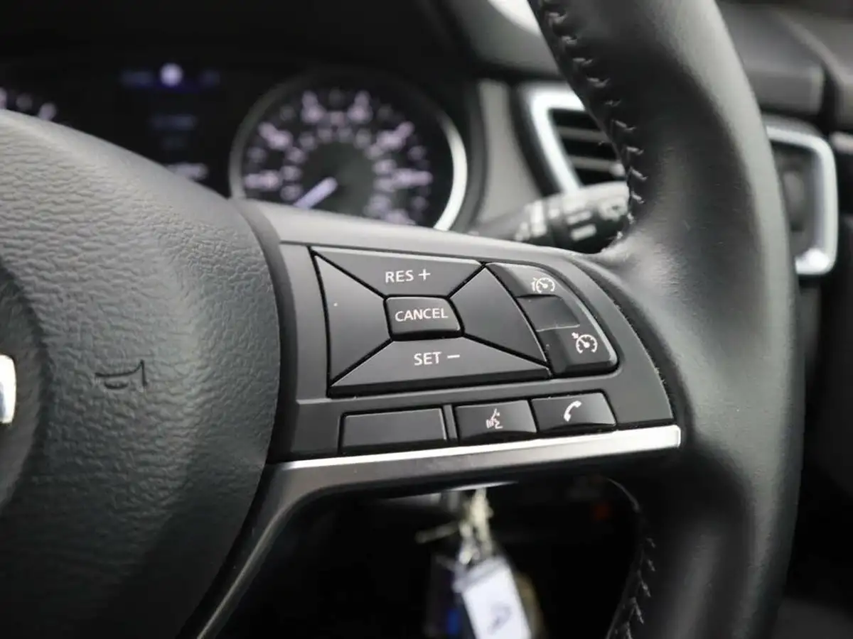 2020-nissan-qashqai-13-dig-t-acenta-premium-160ps-big-32
