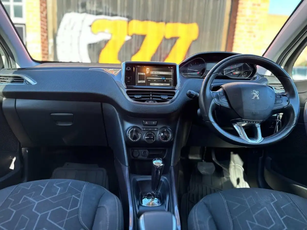 2014-peugeot-2008-crossover-16e-hdi-active-egc-big-3