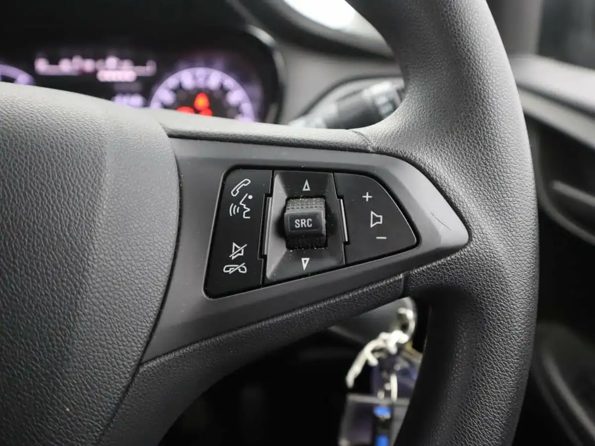 2019-vauxhall-viva-10i-se-ac-big-29