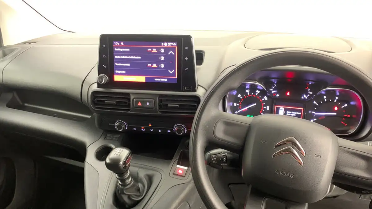 2022-citroen-berlingo-15bluehdi-1000-enterprise-pro-100pseu6d-big-8