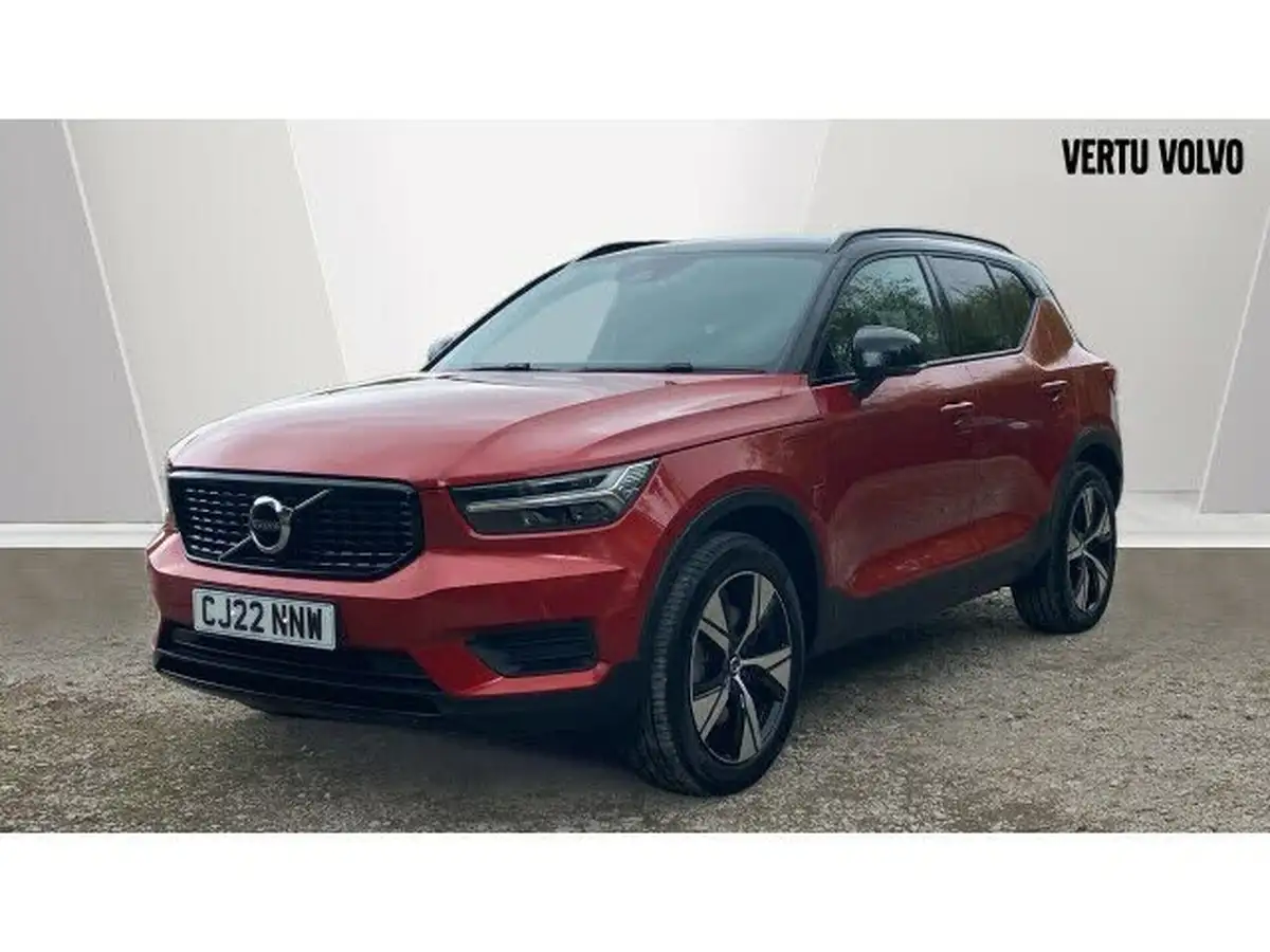 2022-volvo-xc40-15-t4-r-design-big-5