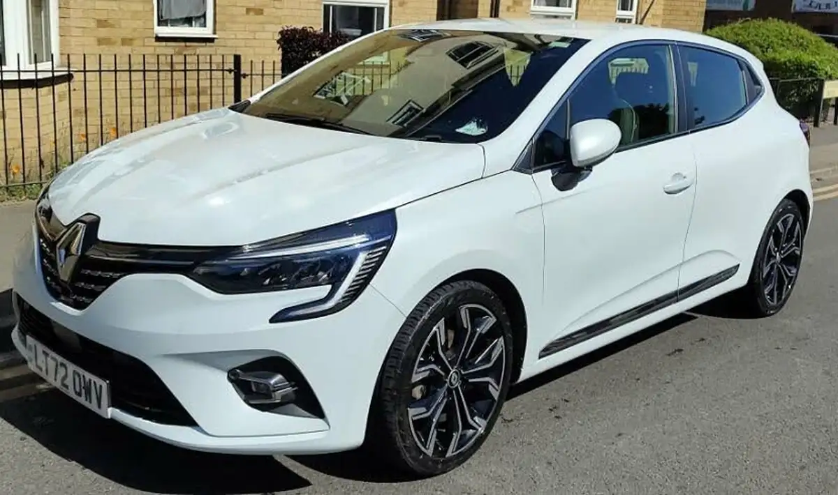 2022-renault-clio-16-se-edition-big-3