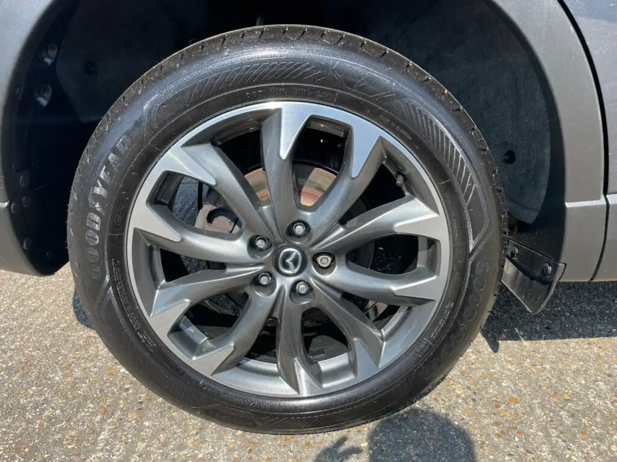 2017-mazda-cx-5-20-sport-nav-big-12