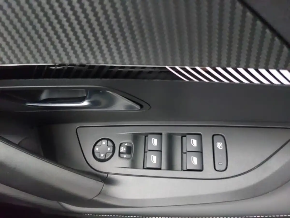 2024-peugeot-2008-suv-12-puretech-allure-130ps-eat8-big-9
