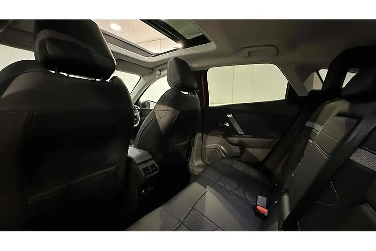 2021-citroen-c4-12-puretech-shine-plus-130ps-big-23