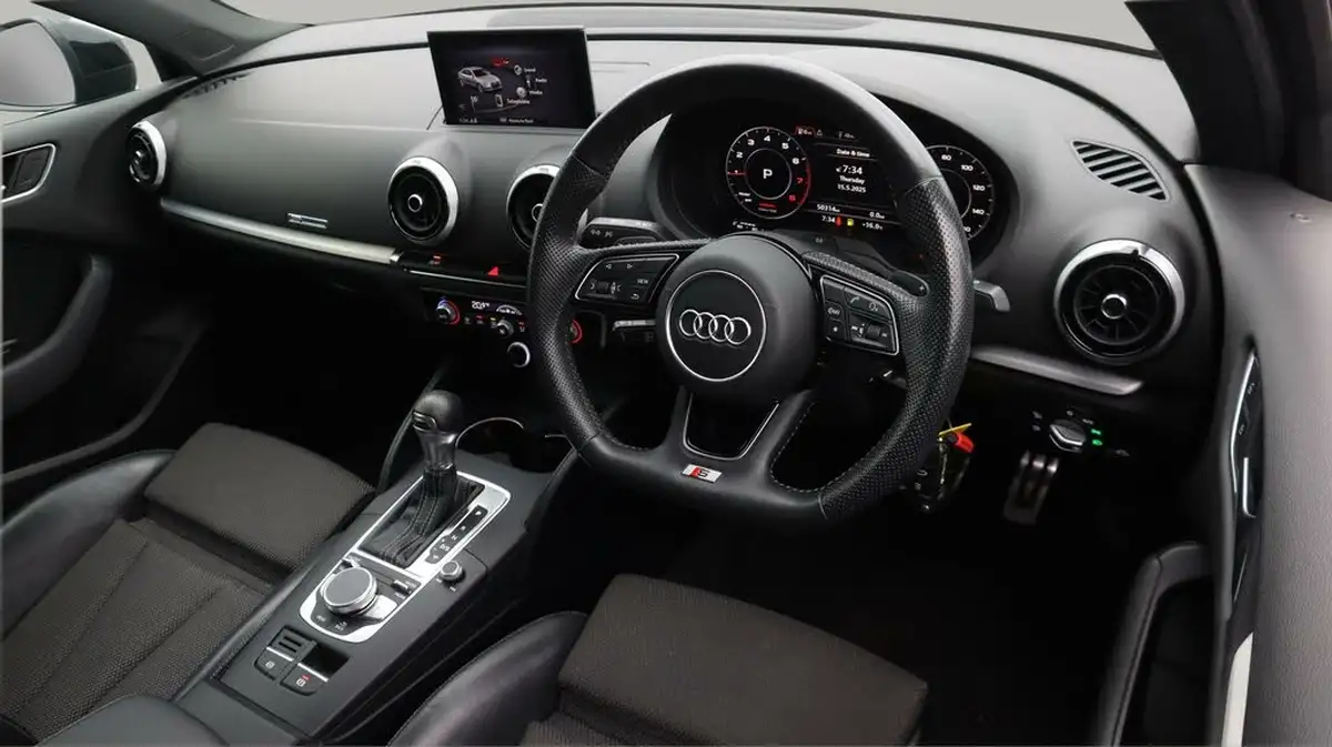 2019-audi-a3-15-35-tfsi-black-edition-cod-ss-saloon-4d-s-tronic-big-9