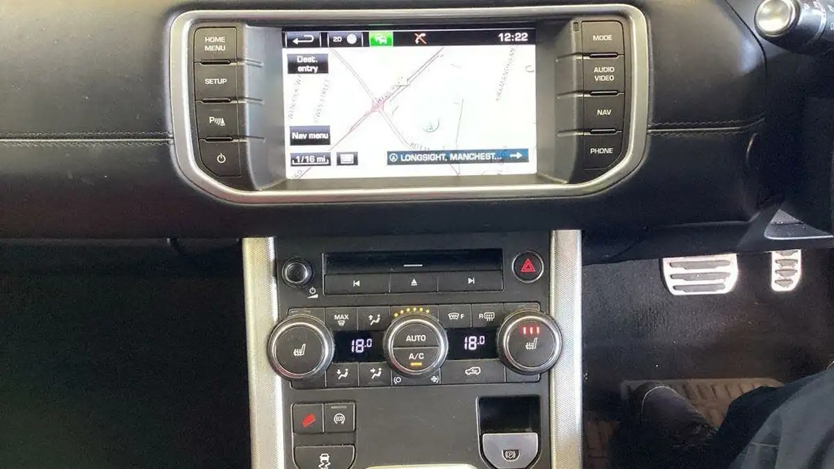 2014-land-rover-range-rover-evoque-22sd4-dynamic-big-9