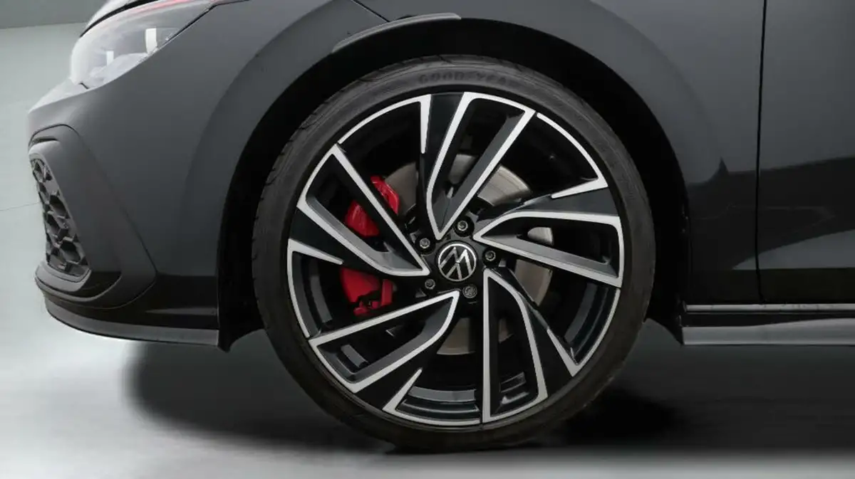 2022-volkswagen-golf-20-tsi-gti-dsg-big-18