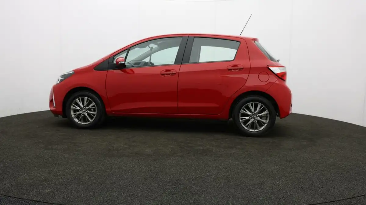 2020-toyota-yaris-10-vvt-i-icon-big-64