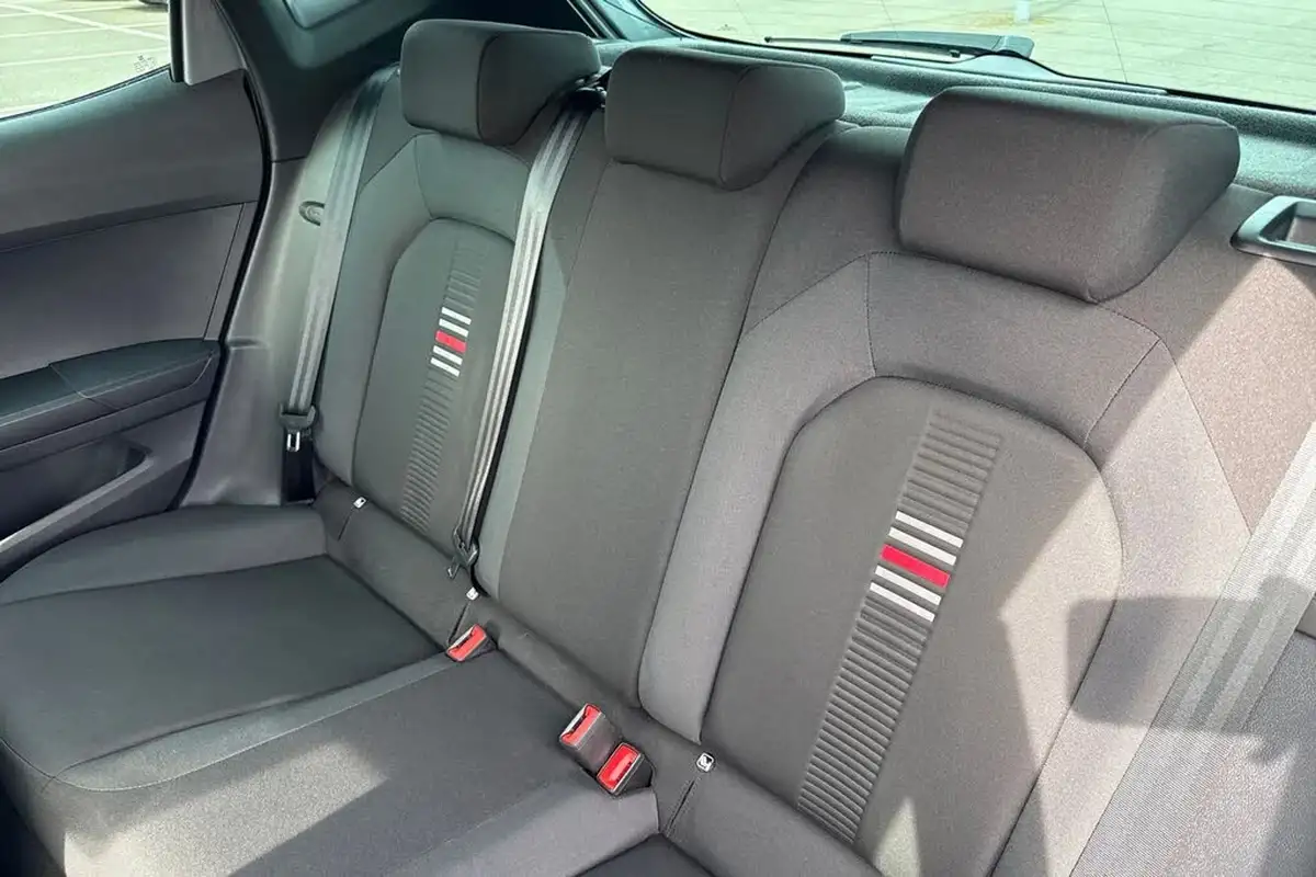 2020-seat-ibiza-10-mpi-fr-big-17