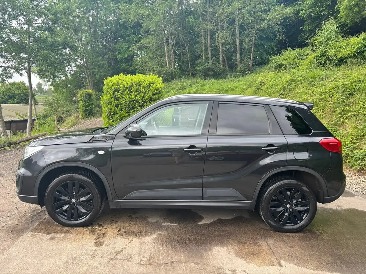2017-suzuki-vitara-16-kuro-big-7