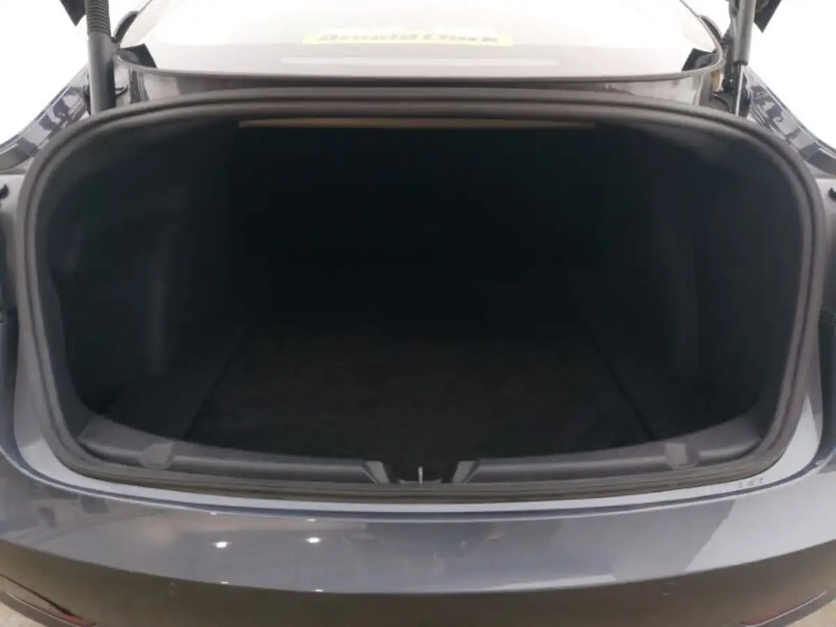 2021-tesla-model-3-e-long-range-4x4-big-7