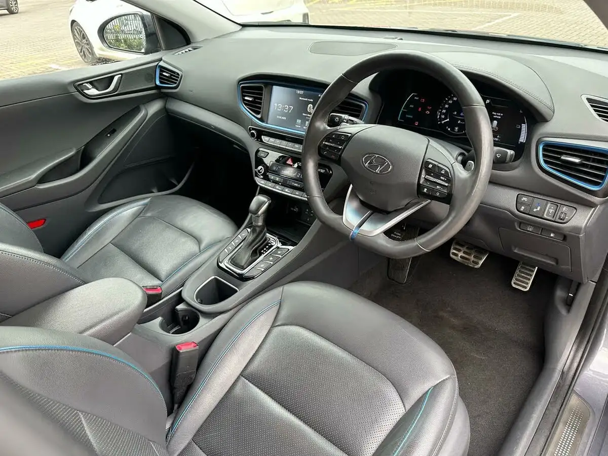 2018-hyundai-ioniq-16-gdi-premium-se-hybrid-big-1