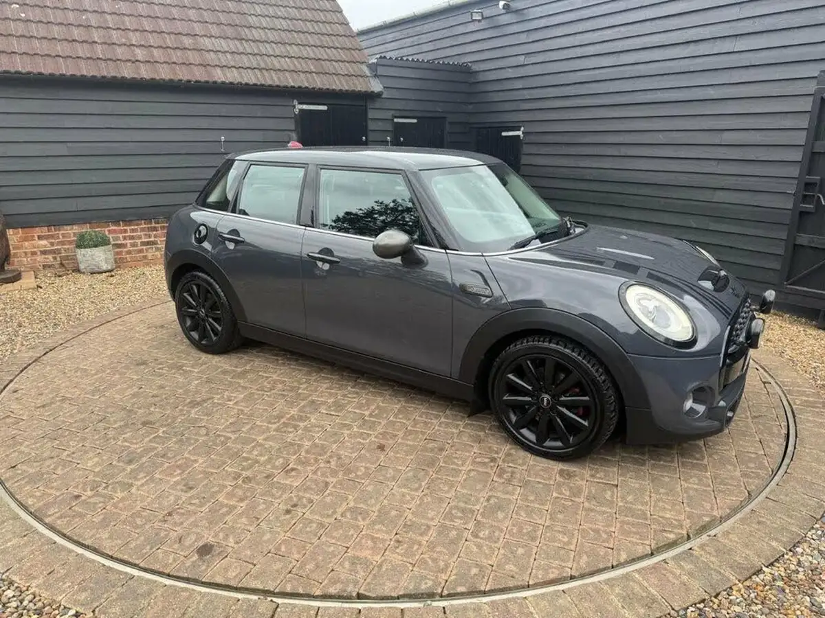 2016-mini-cooper-20-cooper-s-ss-hatchback-5d-big-20