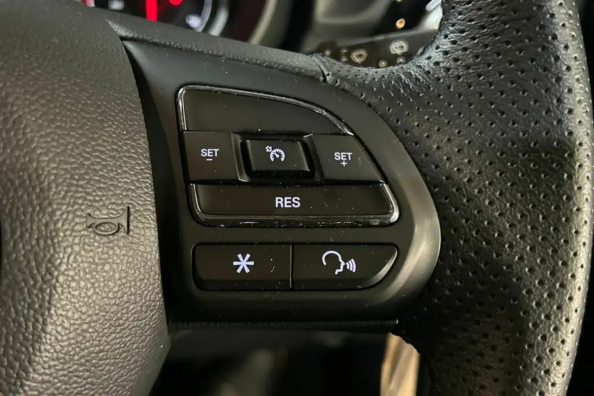 2023-mg-mg3-15-vti-tech-exclusive-nav-big-8