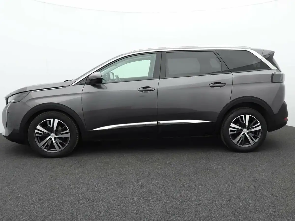 2021-peugeot-5008-suv-15-bluehdi-allure-big-4