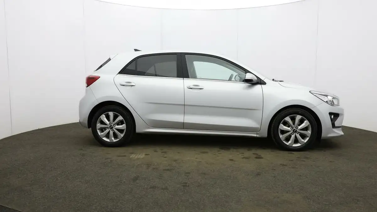 2022-kia-rio-10-t-gdi-3-big-50